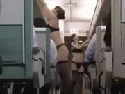 Japońska stewardesa w samolocie Sex Service